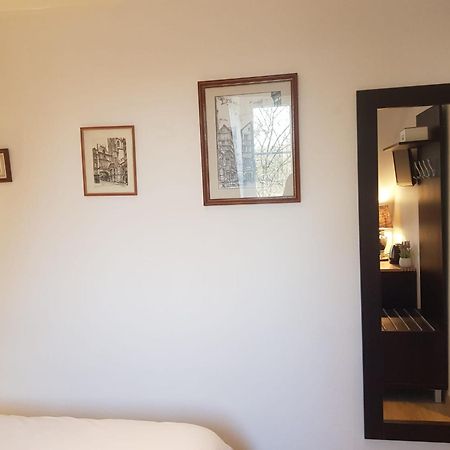 Le Clos Des Lodges Bernay  Zimmer foto