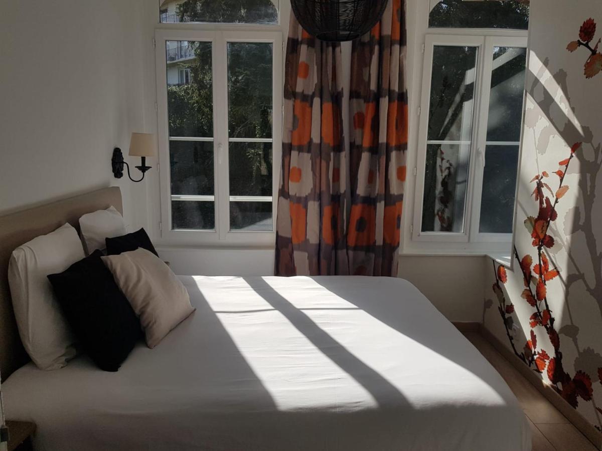 Le Clos Des Lodges Bernay  Zimmer foto