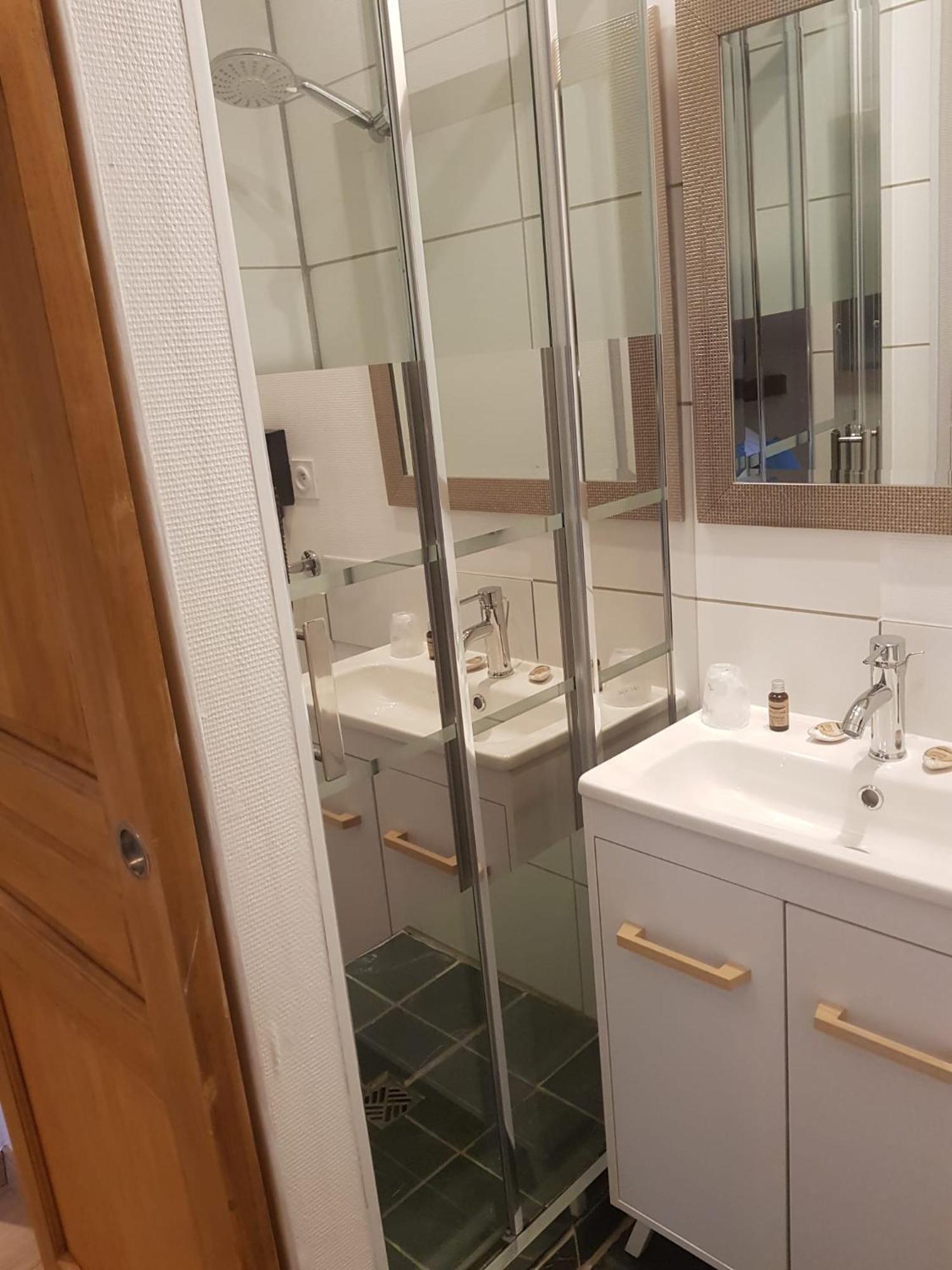 Le Clos Des Lodges Bernay  Zimmer foto